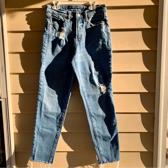 Old Navy High-Rise O.G. Straight secret-smooth pockets distressed jeans EUC sz 0 - Picture 3 of 6